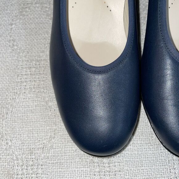 SAS Women’s Slip On Pumps Size 6 M Blue Leather Comfort Formal - Picture 8 of 12